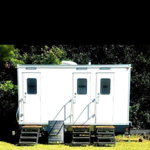 2023 Lang Luxury Restroom Trailer 🚨