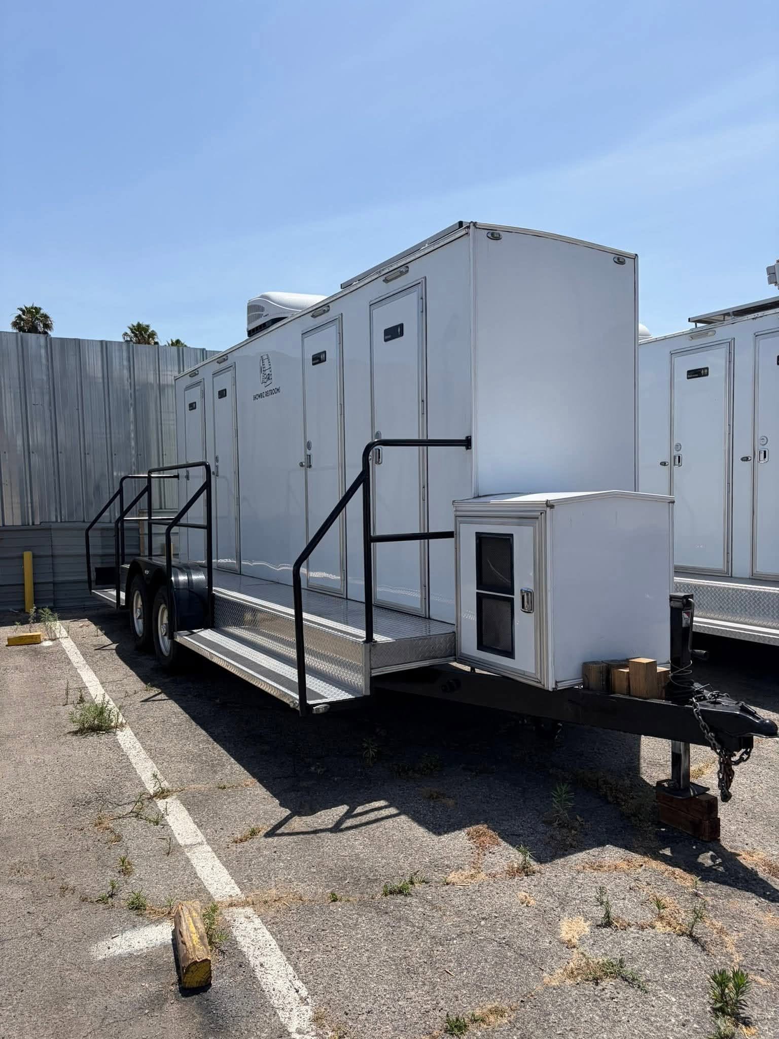 4-Station Luxury Restroom Trailer 🚨